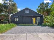 Single Family Residence ST PETERSBURG, FL 735 17th St N