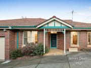 Single Level Unit 3 min walk to village