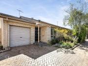 Single level ease with style, space & sunlight!