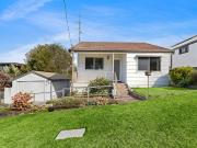 Single level home in the heart of Thirroul Single level home in the heart of Thirroul