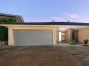 Single Level Villa in Prime Location