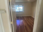 Single person room in 2 bedroom apartment