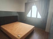 Single room at ciq, 5 min walk to ciq, lots of...