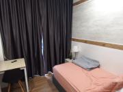 Single Room at VIVO Residential Suites 5 Minutes to...