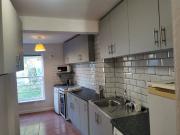 Single room excellently located 5 bedroom house