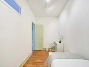 Single room in a 3 bedroom apartment in Rua Artur Lamas,...