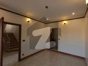 Single Storey 400 Square Yards House For sale In North...