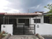 Single storey Intermediate house for sale at Ipoh Garden...