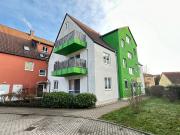 Singles aufgepasst, Dachgeschosswohnung mit Balkon zu...