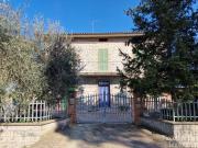 Singola in vendita a Castiglione del Lago