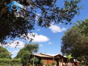 Sítio 2.200M², cond. fechado, Pomar da Lagoa!