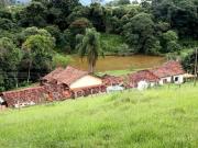 Sítio 44.000 m², ás margens do rio Jaguari, frente para...