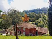 Sítio Alto Padrão em Campos do Jordão Ampla Casa, Salão...