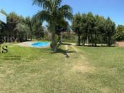 Sitio C/ Casa Mobiliada e Piscina em Cond.Fechado