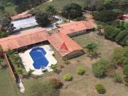 Sítio / Chácara para Locação em Jacareí/SP Veraneio...