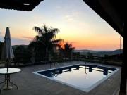 Sítio / Chácara para Venda em Atibaia/SP Tanque 4 Quartos