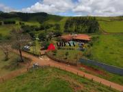 Sítio / Chácara para Venda em Atibaia/SP Tanque 5 Quartos