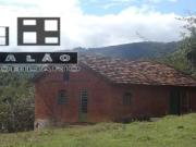 Sítio / Chácara para Venda em Baependi/MG Centro 4 Quartos