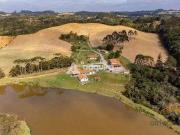 Sítio / Chácara para Venda em São José dos Pinhais/PR...