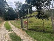 Sítio com 2 dormitórios à venda, 20000 m² por R$...