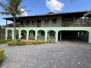 Sítio com 5 dormitórios à venda, 1630 m² por R$...