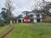 Sítio com 5 dormitórios à venda, 29952 m² por R$...