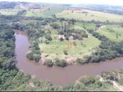 Sitio de 89.000 m² 350 m² área construída 5 dormitórios...