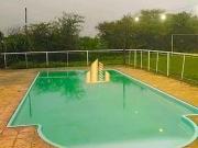 Sitio em condomínio fechado