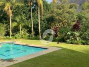 Sítio em Cuiabá, Petrópolis/RJ de 401m² à venda por R$...