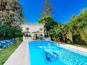 Situada en la parte alta de El Rosario, esta villa...