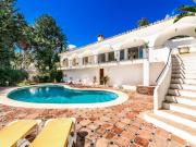 Situada en la prestigiosa Milla de Oro de Marbella, en...