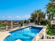 Situada en la prestigiosa zona alta de Hacienda Las...