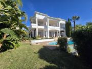 Situado en la zona más codiciada de Marbella Este,...