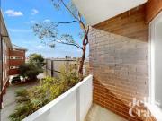 Situated conveniently in Toorak