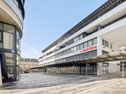 Situé dans le complexe Espacité