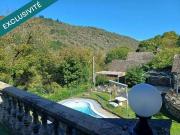 Située à Prévinquières, petit village touristique de... Située à Prévinquières, petit village touristique de...