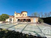 Située à proximité de Ceret 66400: Villa...