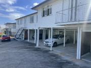 Six Flats and Two Lots over 759m2!