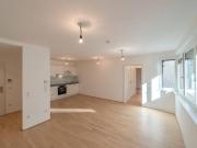 Six in the City: Premium 2 Zimmer Apartment mit Balkon!...