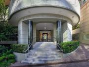 Size, views and lifestyle in The McLaren Apartments CALL...