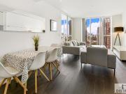 Sky Gardens, 155 Wandsworth Road SW8, 2 bed flat to...
