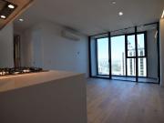 Sky High City Living at The Light House – 61st Floor One...
