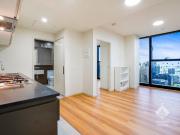 Sky High Contemporary Living in the Heart of Melbourne...