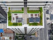 Sky High Corner Living with Docklands Sunset Views!