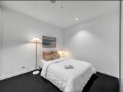 Sky High Sophistication 2 Bedroom on the 25th Floor