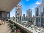 Sky High Sophistication in Sydney’s Beating Heart