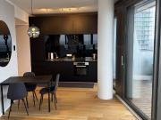 Sky Living im 32. Stock | Private Loge über der Alten Donau