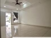 SL7, Bandar Sungai Long