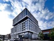 Sleek and Modern 1BR, 1.5BA Condo in Port Credit