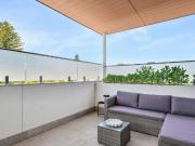 Sleek and trendy apartment in Eden on Riseley Sleek and trendy apartment in Eden on Riseley